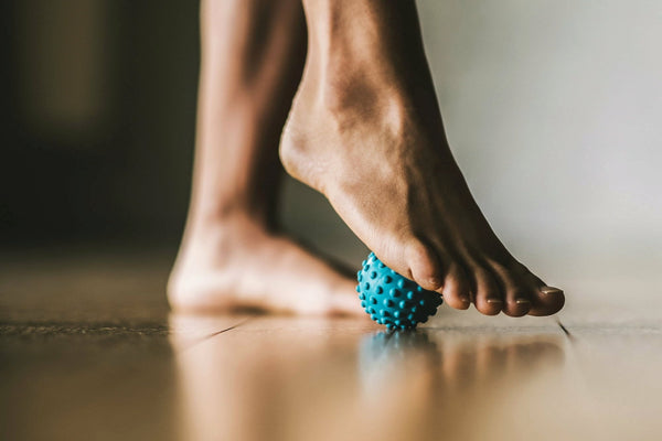 Relieving Plantar Pain: How Can a Massage Ball Complement Your Treatment?